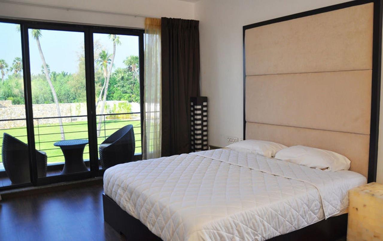 Anora Beach Resort Mahabalipuram Kūvattūr Exterior foto