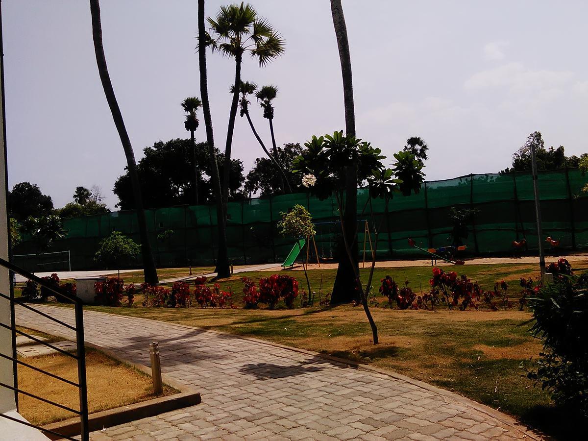 Anora Beach Resort Mahabalipuram Kūvattūr Exterior foto